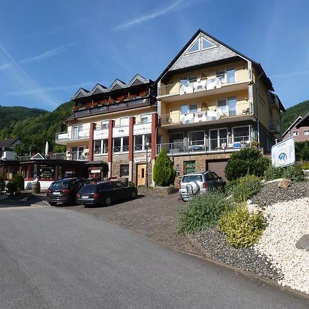 Wein- Und Gaestehaus St. Aldegundishof Sankt Aldegund Dış mekan fotoğraf